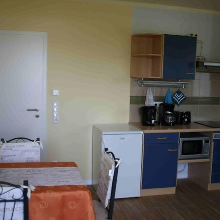Uebernachtung Bei Michael - Ferienwohnung Rostock Exteriér fotografie